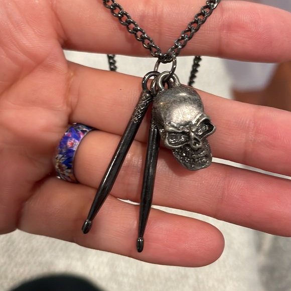 Necklace bundle/ Classic Hardware, Rock Rebel, skull and drumsticks 🤘🏽 - Picture 6 of 6